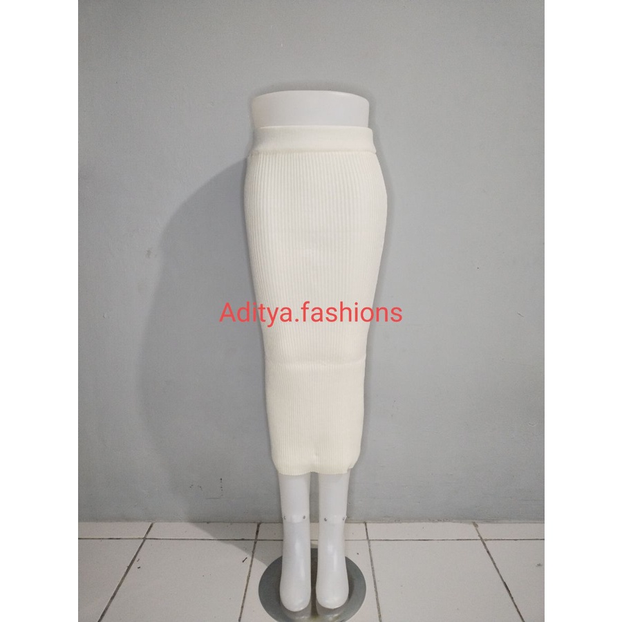 rok span rajut tanggung 75cm premium