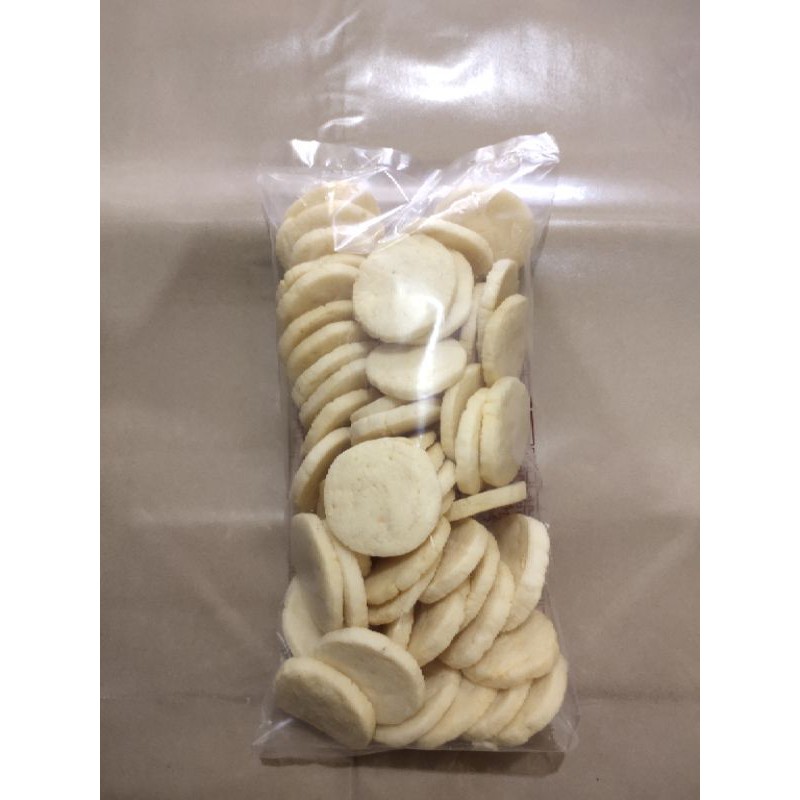 

Kemplang Kancing Super A , Ikan Tenggiri Less Oil , Kualitas Super , 250 Gram Khas Palembang