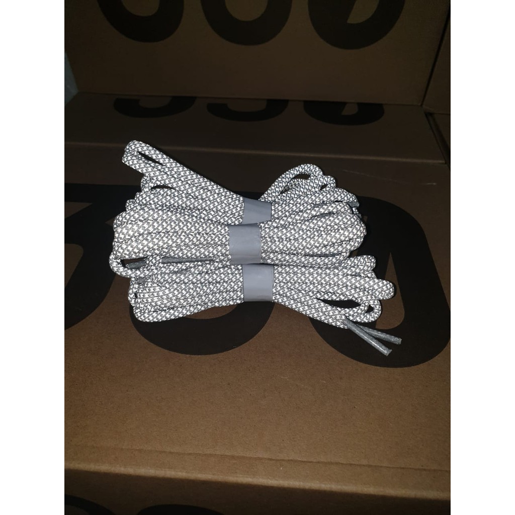 Shoes Laces White Reflective / Tali Sepatu Putih Reflective. Yeezy laces