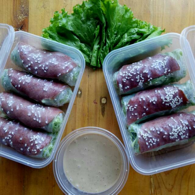 

Vegan Smoked Beef Cheese Roll