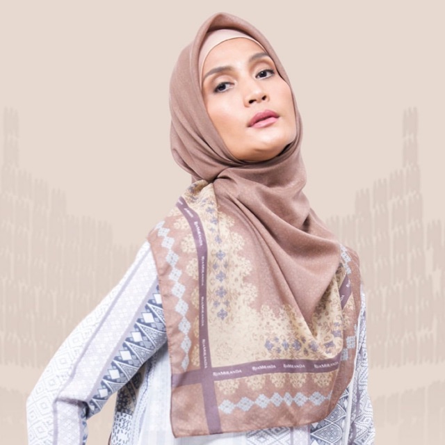 Alang scarf ria miranda nagari