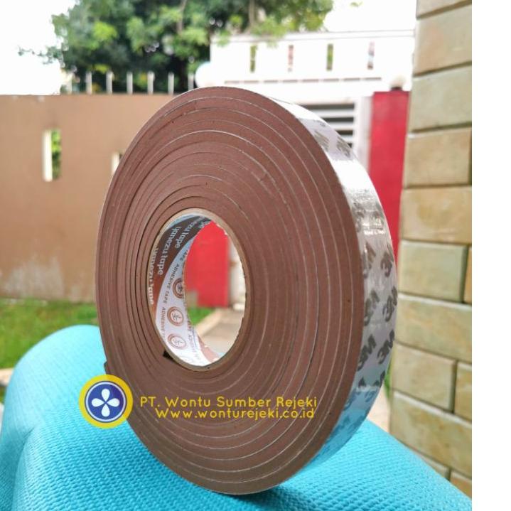 

✺ single tape coklat dgn lem 3M ukuran lebar 24mm tebal 5mm panjang 5 Meter ➲