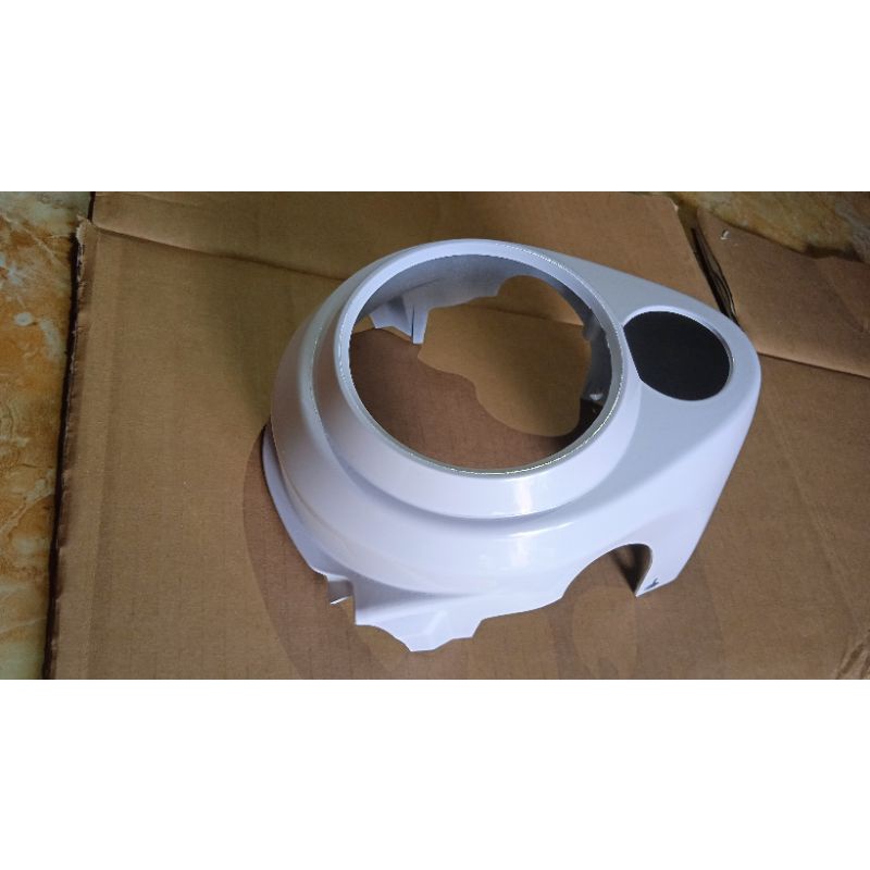 batok pala belakang honda scoopy karbu lama Putih