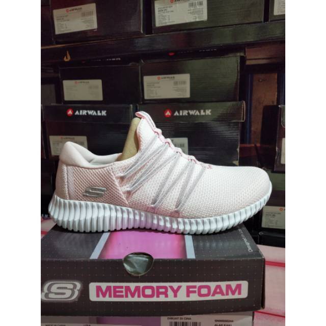 skechers social muse pink