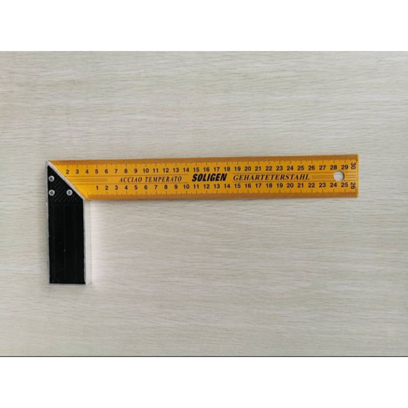 

Pasekon/penggaris siku 12" yelow soligen