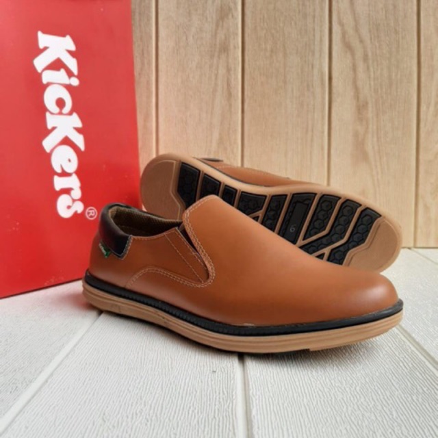 Kickers casual cowok termurah