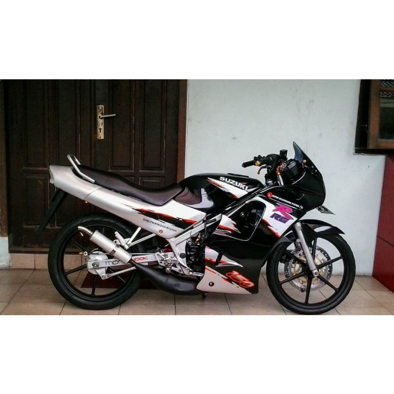 striping sticker les body Suzuki RGR 150