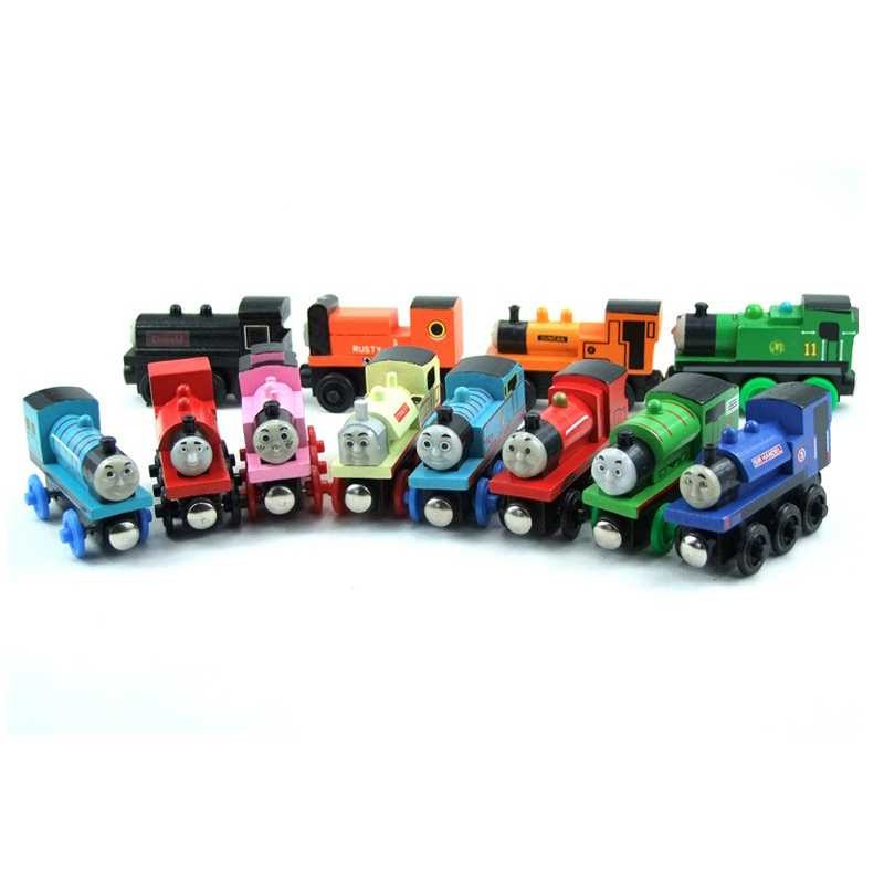 Kereta Api Thomas Wooden Magnet (Random Model)