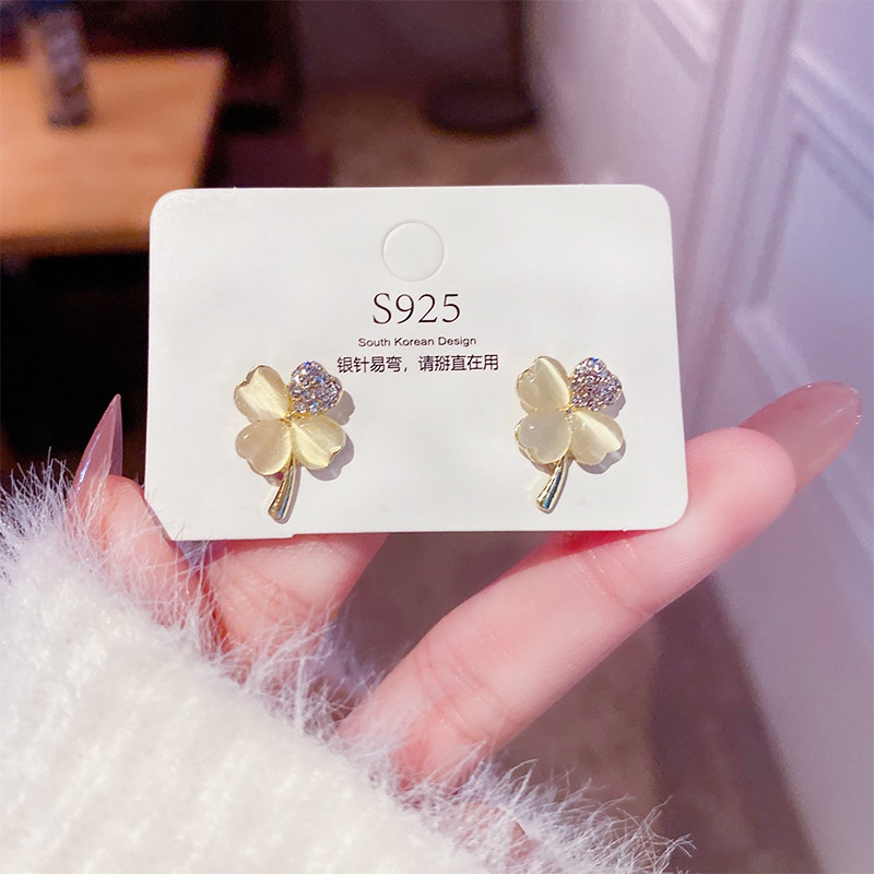 Xiaoboacc S925 Perak Jarum Opal Stud Anting Wanita Beruntung Bunga Berlian Lucu Earring