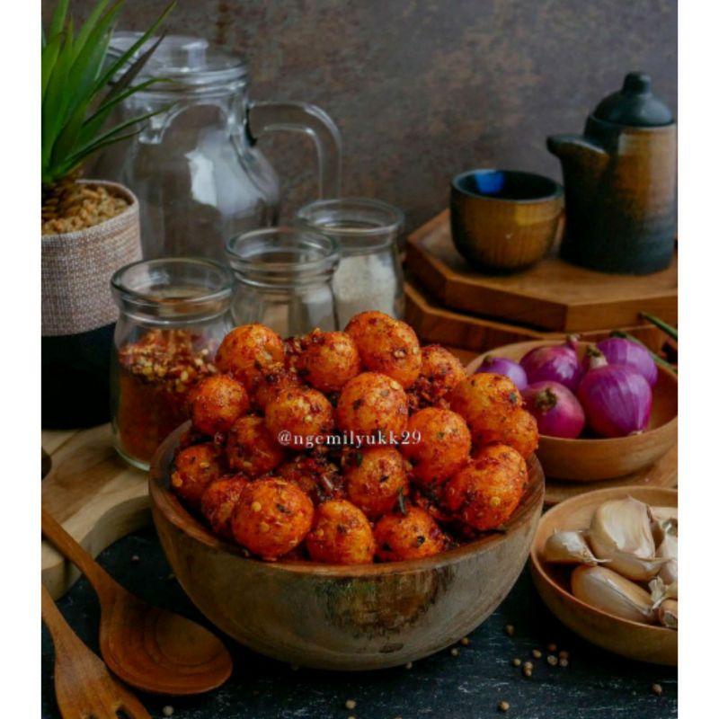 

snack kelereng pedas asin daun jeruk