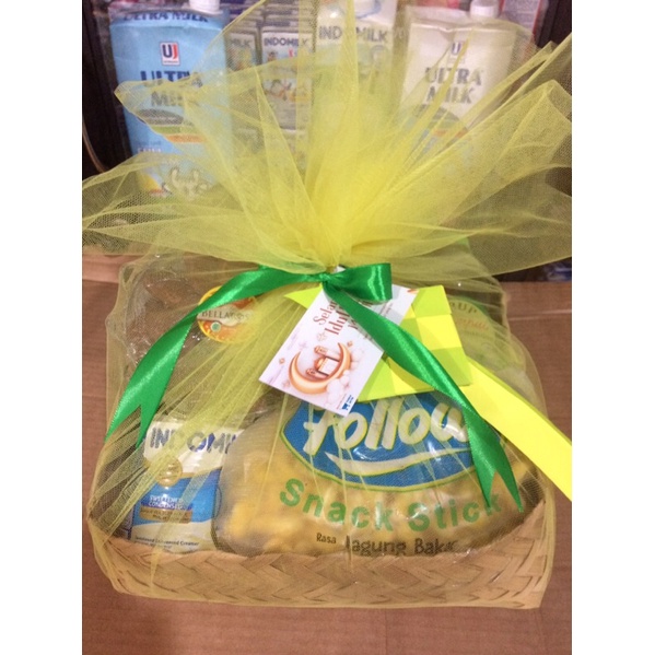 

PARCEL LEBARAN BESEK ROTAN / HAMPERS LEBARAN