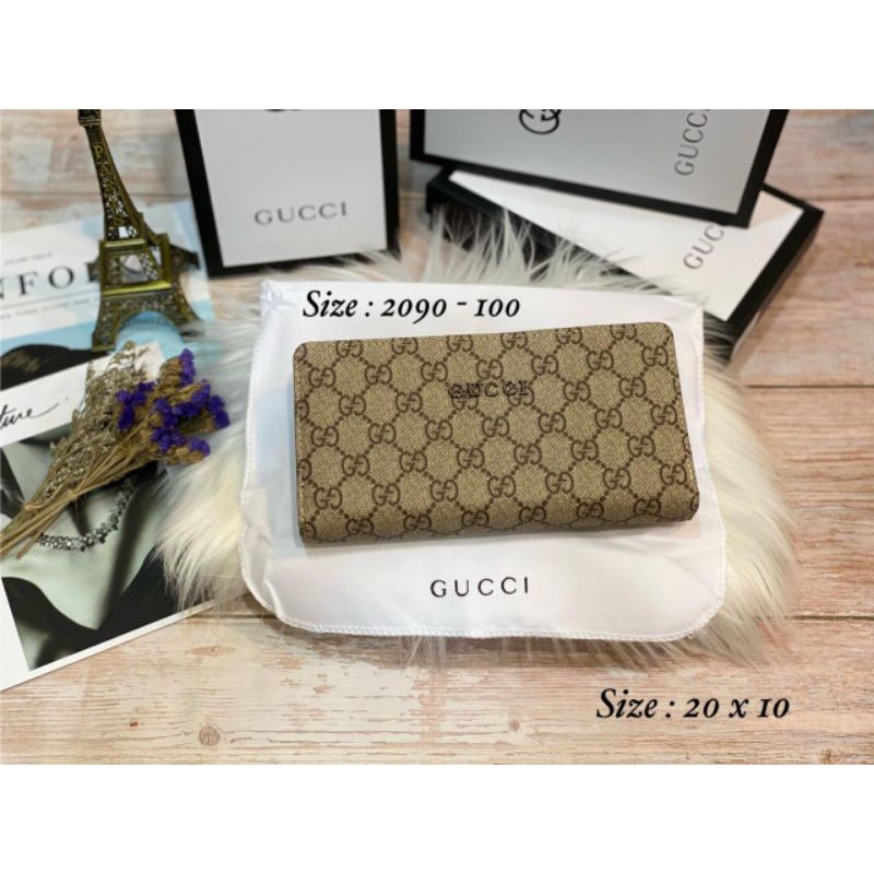 dompet branded GC lipat panjang sleting L kode 2090