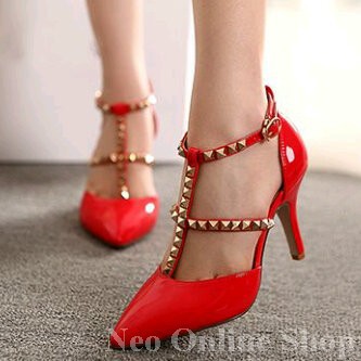 high heels valentino wanita cantik 0099
