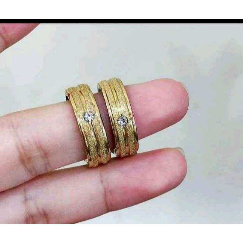 

cincin titanium, kado istimewa, kado mewah kekinian kado ulang tahun