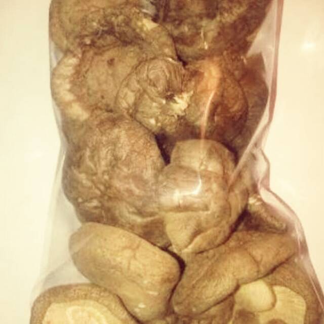 Jamur shitake Kering (500 gr / pack)