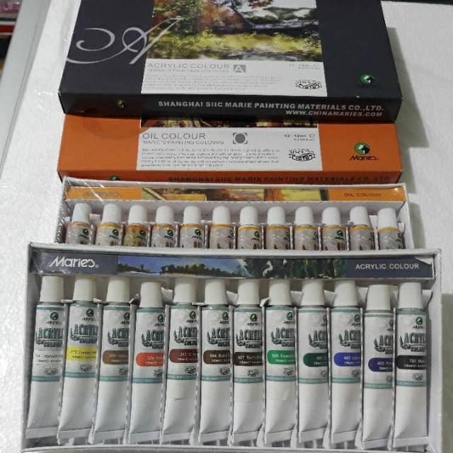 

Maries Acrylic Color Set 12 tubes