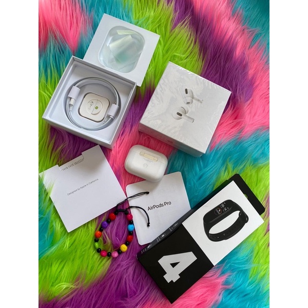 BELI 1 HEADSET BLUETOOH PRO ORIGINAL GRATIS 1 SMARTBAND M4 dan GELANG