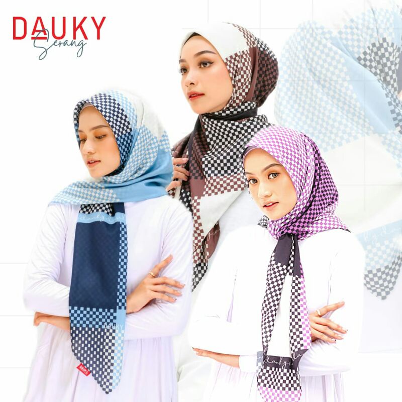 Hijab Segi empat voal premium kerudung segiempat motif dauky terbaru | Tartanian scarf Dauky