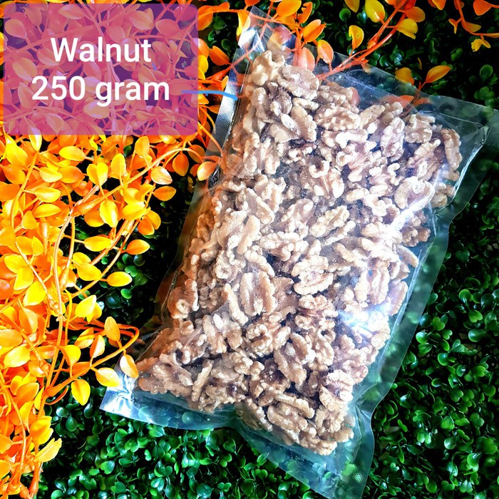 

Walnut Mentah Raw Walnut - 250 gram