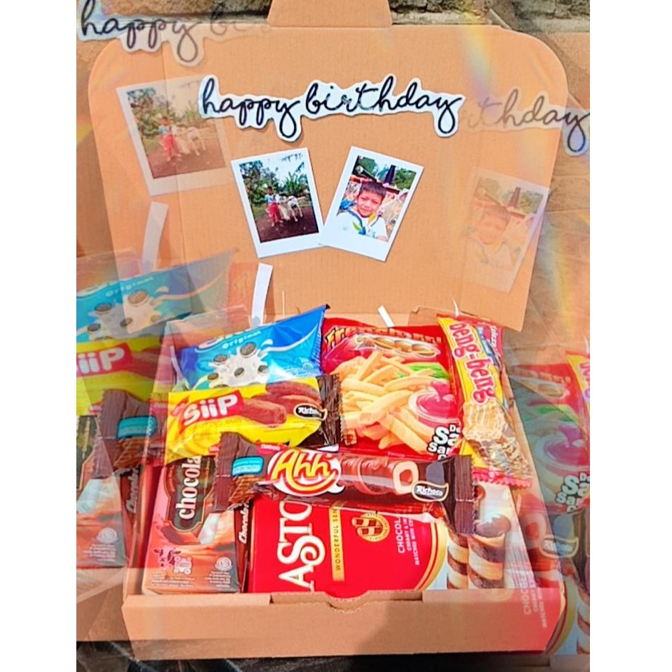 

Hadiah Makanan Request/ Hampers Snack Box/ Kado Ulang Tahun