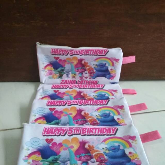 

Tas souvenir ultah anak model kotak pensil