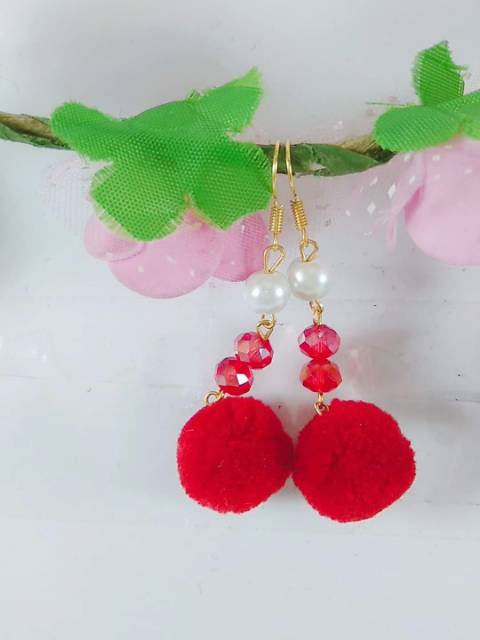 Anting Korea Fashion Terbaru/Anting Pompom Hijab/ KERABU ANTING JUNTAI- ANTING LUCU FASHION JEWELRY