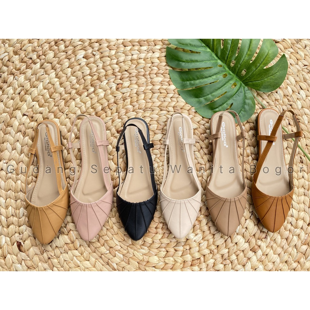 GRATICA Sepatu Kerja Kantoran Santai Wanita Flat Shoes Lancip Sendal Slop Tali Belakang KH 49