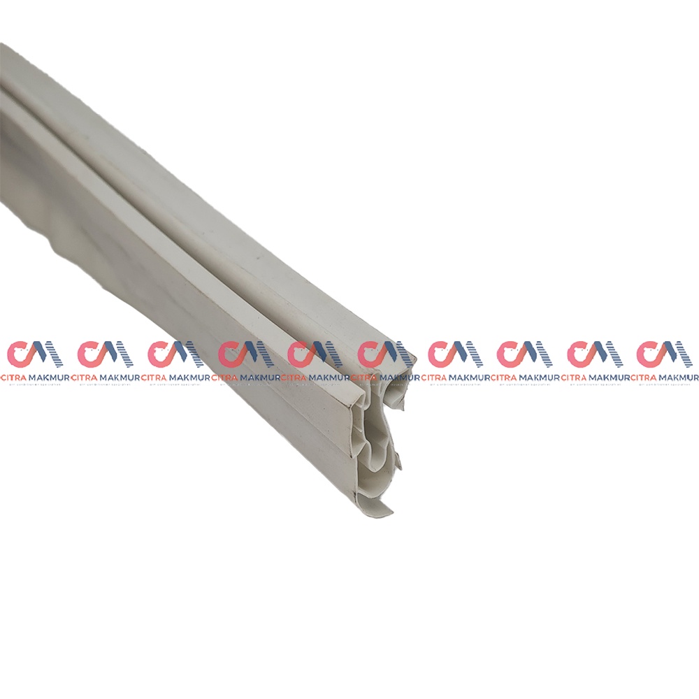 Gasket Karet Pintu Kulkas 1 pintu Jepit Selip merk Sanyo Aqua Freezer baut belum termasuk Magnet 2 per batang meter