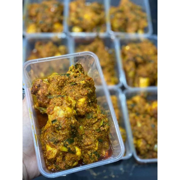 

Ayam Woku