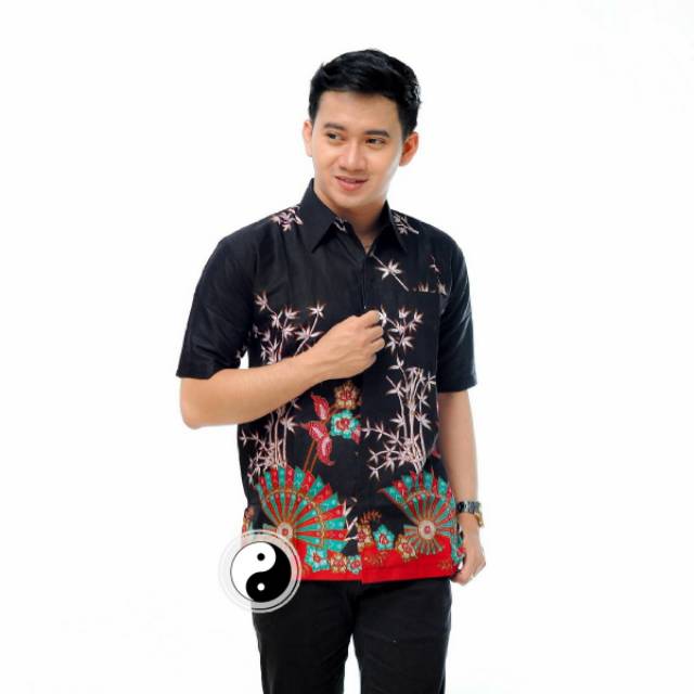 &quot;BOS BATIK&quot; motif kipas hitam