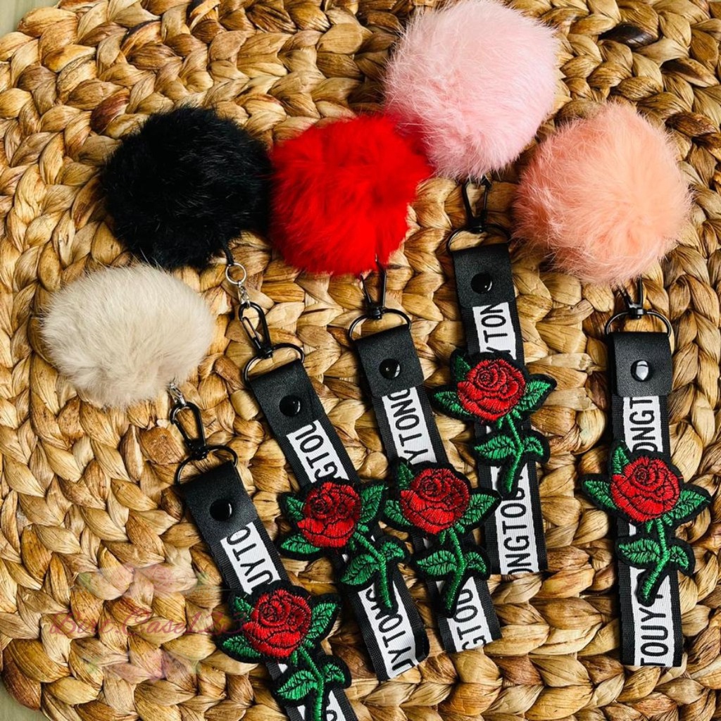 CANTOLAN GANTUNGAN STRAP HIASAN TAS KUNCI MOBIL MOTOR AKSESORIS MOTIF BULU POM POM POMPOM SERBAGUNA BC6278