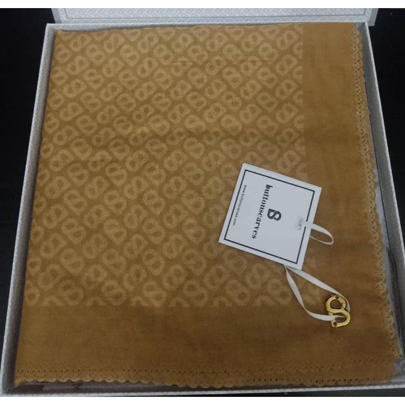 Buttonscarves tapis squer canary