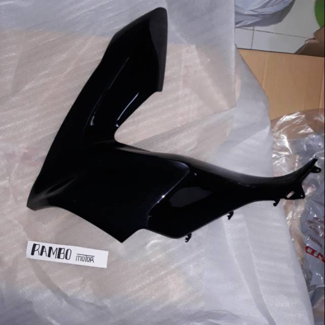 Cover sayap kiri pcx hitam