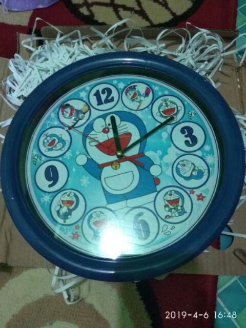 Jam Dinding Doraemon Unyu2