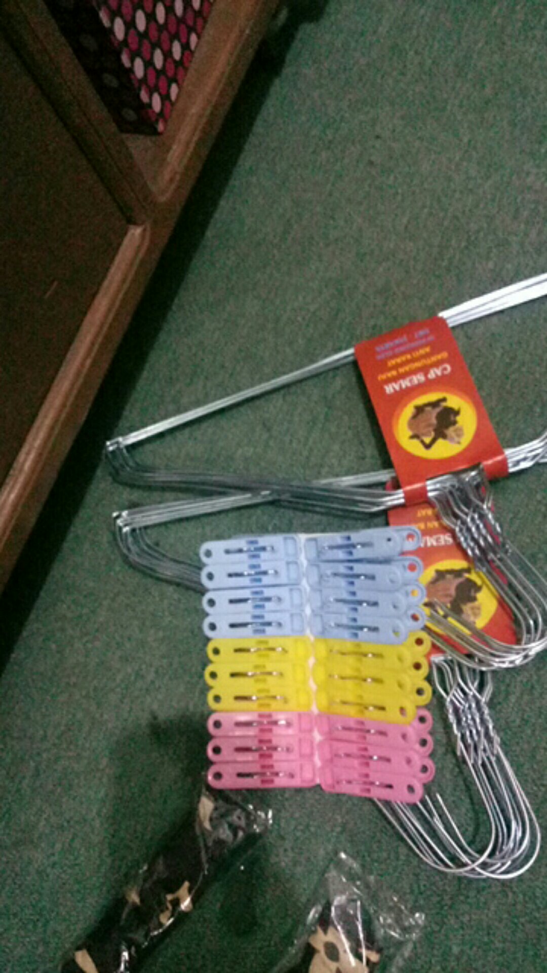 Jepitan Jemuran ( Harga 20 Pcs,.)