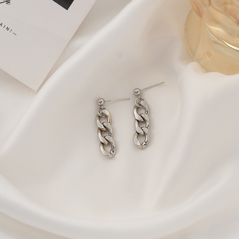 Anting Rantai Model Simple Untuk Aksesoris