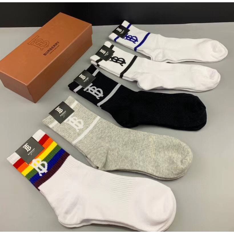 Kaos Kaki Burberry M2710M