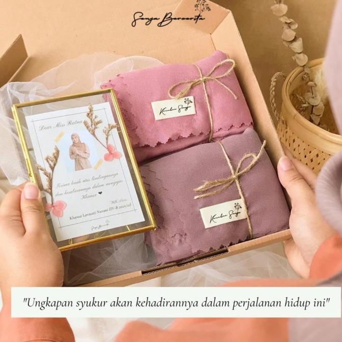 

SAIRA EDITION / GIFT BOX / KOTAK KADO CUSTOM / KADO PERNIKAHAN / ULANG SDD65464CE