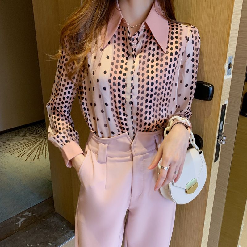 MDLV ~ 2130 Margiella Hidden Button Shirt Women Polkadot Shirt Kemeja Polkadot Pink Kemeja Twiscone Kemeja Lengan Panjang Kemeja Premium Kemeja Import Kemeja Korea style Fashion Import