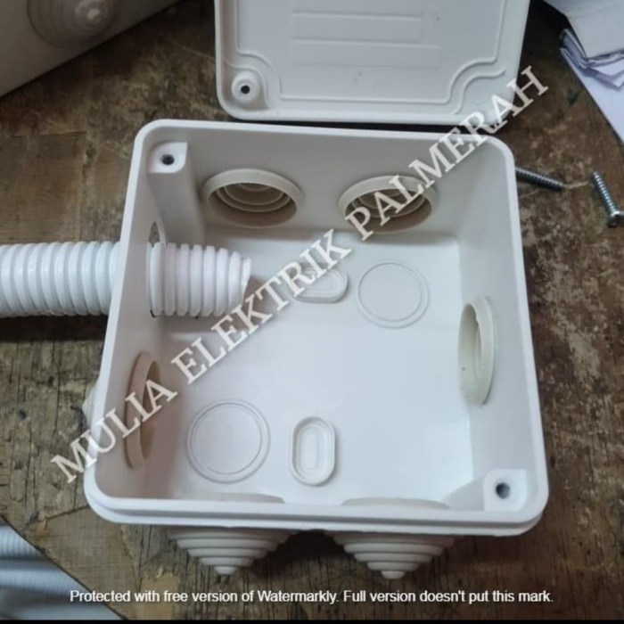 T20T1V Duradus 5/8 Mg 97X97X52 Abu Junction Box Ip 55 Outdoor - Schmidt Abu D2C01