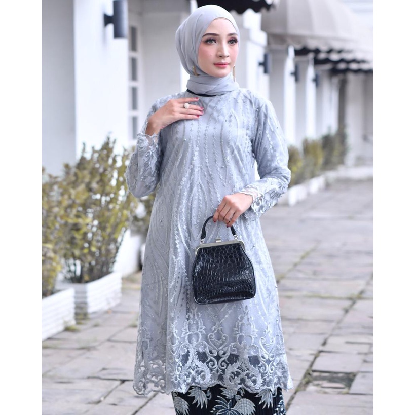 Kadai.baju / Kebaya tunik wisuda / Kebaya modern wanita / Kebaya brukat jumbo Size M L XL XXL