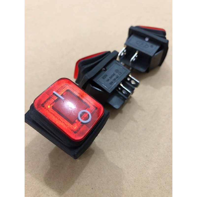 Rocker switch 4 pin Besar Lampu waterproof saklar 4 kaki anti air