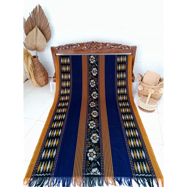 KAIN TENUN TROSO KAIN TENUN BLANGKET KAIN TENUN IKAT MOTIF SUMBAWA NTT