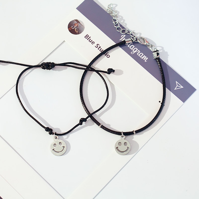 Gelang Tali Tangan Dapat Disesuaikan Motif Smiley Face Warna Silver Untuk Pasangan