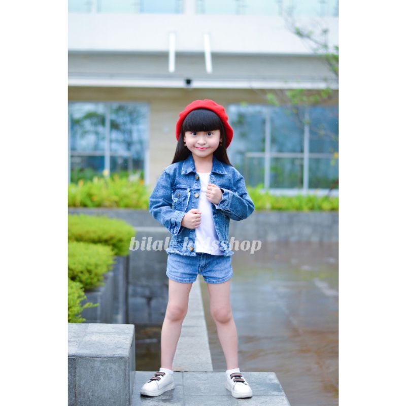 JAKET  BTS ANAK PEREMPUAN