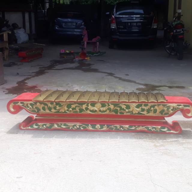 bilah saron 12 bilah