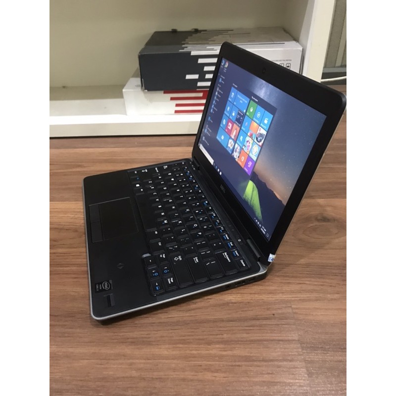 Laptop Dell Latitude E5540 Core i5 Gen 4 Ram 8GB Ssd 256GB Kualitas Terbaik laptop kantor Second Original Win 10 Aktivited