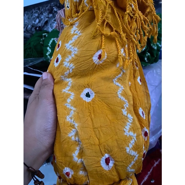 selendang jumputan-Kuning