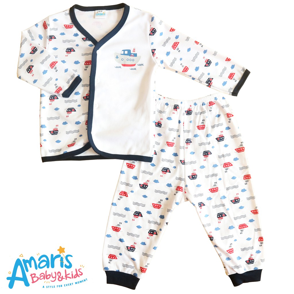 

Amaris Setelan Panjang Kancing Motif Bear Ship