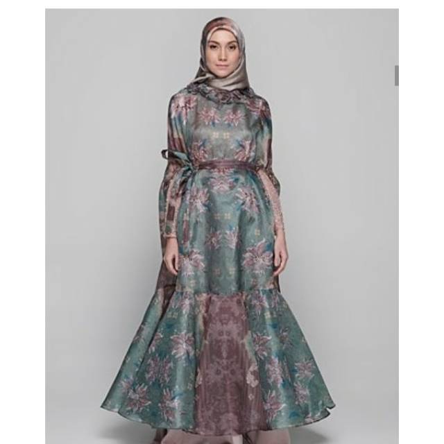 Aileen dress Ria miranda